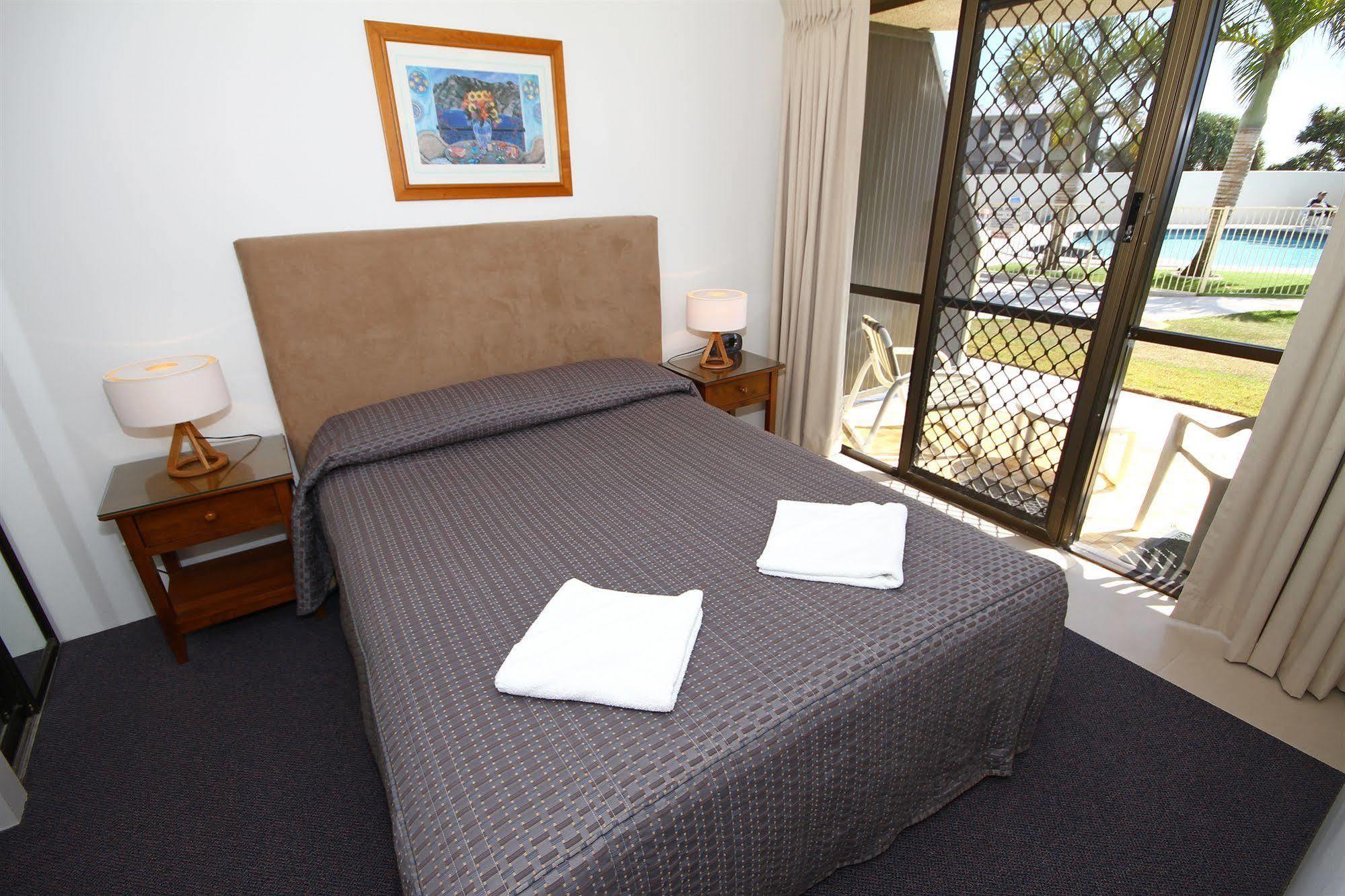 San Simeon Beachfront Apartments Tugun Gold Coast Exterior photo