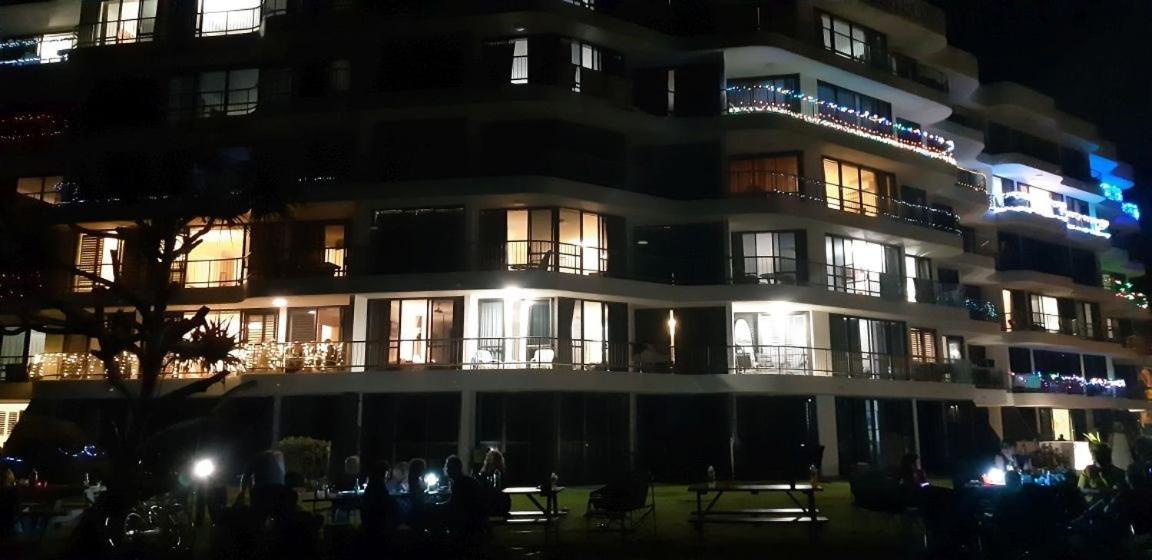 San Simeon Beachfront Apartments Tugun Gold Coast Exterior photo
